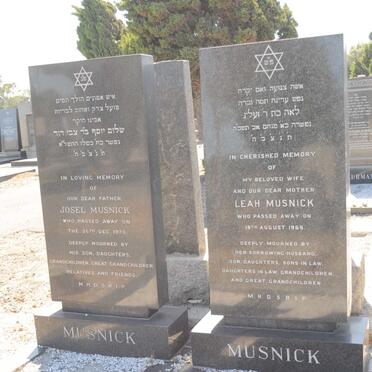 M - Surnames :: Vanne - M