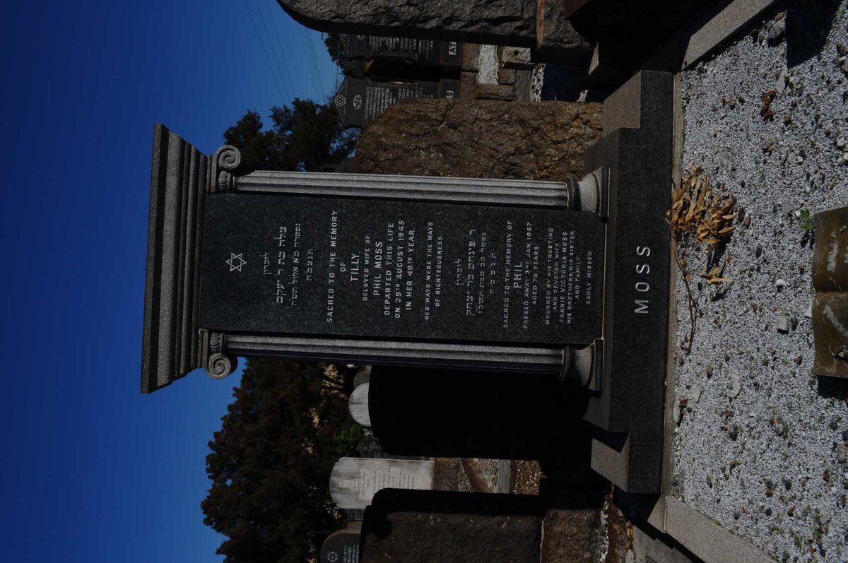 MOSS Phil -1967 &amp; Tilly -1945