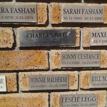 FASHAM Kara 1979-1979 :: FASHAM Sarah 1980-1980 :: BATE Charles 1924-2015 &amp; Maxine 1919-1989 :: CUSTANCE Sonny 1920-1995