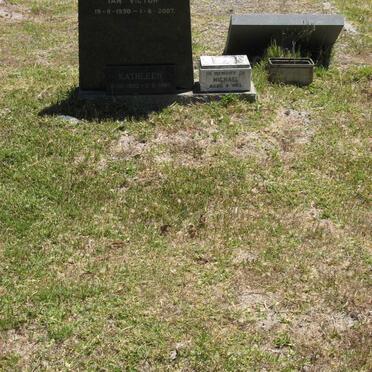 BLATCHFORD Ian Victor 1930-2007 :: BLATCHFORD Kathleen 19?2-19?7 :: BLATCHFORD Michael William ??57-??62