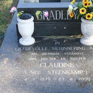 BRADLEY Claudine nee STEENKAMP 1975-2000