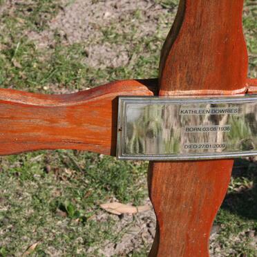 DOWRIES Kathleen 1936-2009