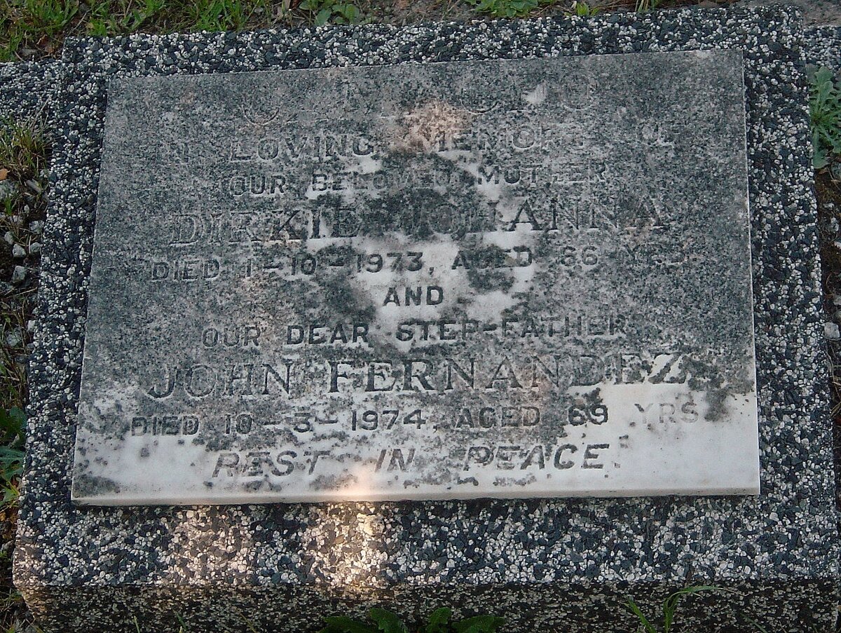 FERNANDEZ John -1974 &amp; Dirkie Johanna -1973