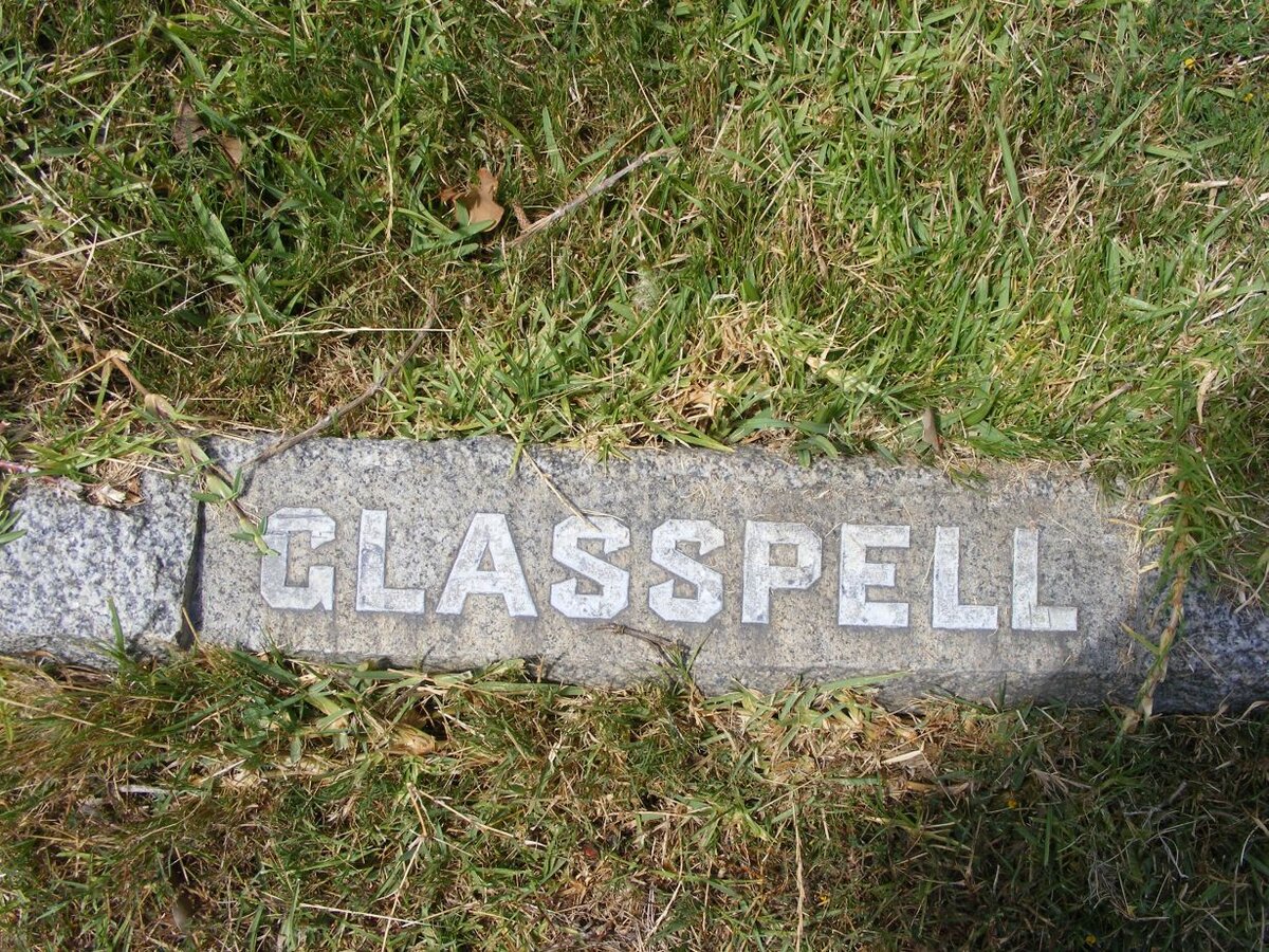 GLASSPELL