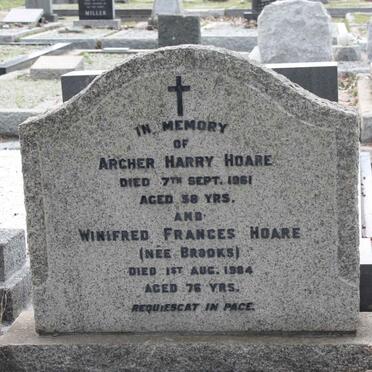 HOARE Archer Harry -1961 &amp; Winifred Frances BROOKS -1984