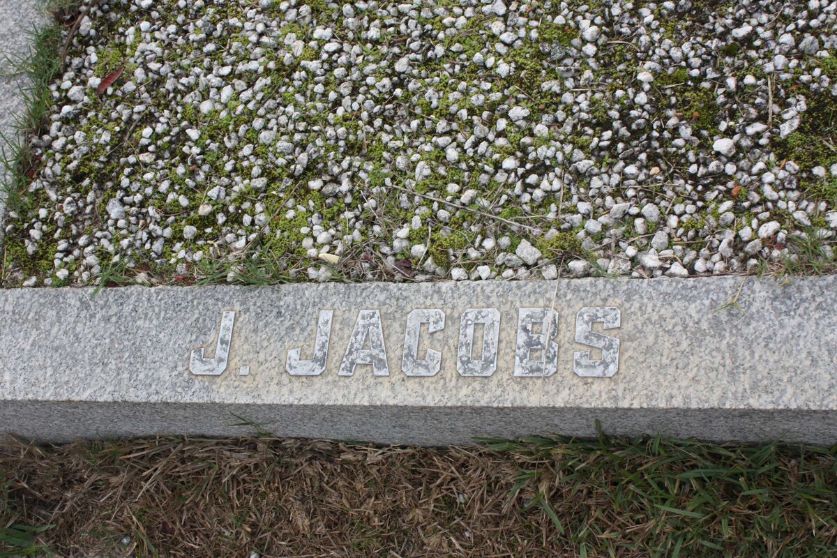 JACOBS J.  