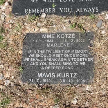 KOTZE M.M.E. 1923-2002 :: KURTZ Mavis 1940-1998