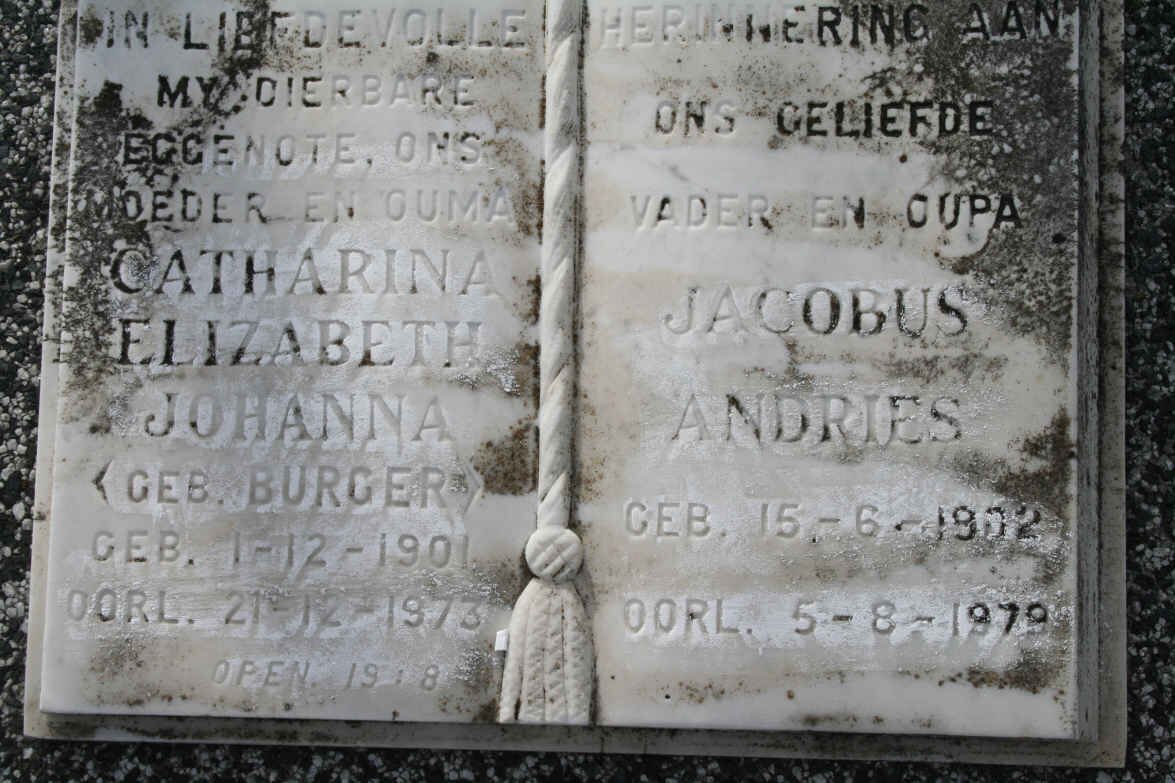 LAUBSCHER Jacobus Andries 1902-1979 &amp; Catharina Elizabeth Johanna BURGER 1901-1973