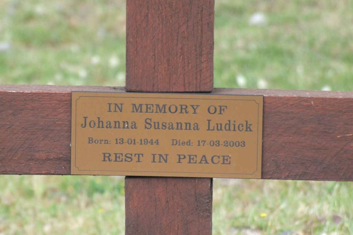 LUDICK Johanna Susanna 1944-2003