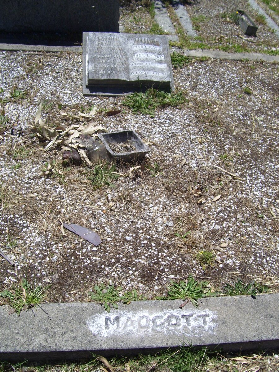 MAGGOT William John 1876-1957 & Mary Kate LYNAM 1898-1961