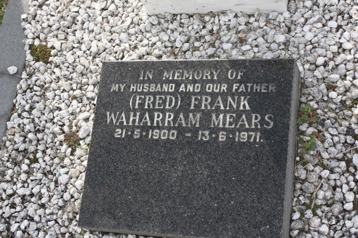 MEARS Frank Waharram 1900-1971