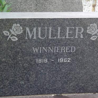 MULLER Winnifred 1919-1962