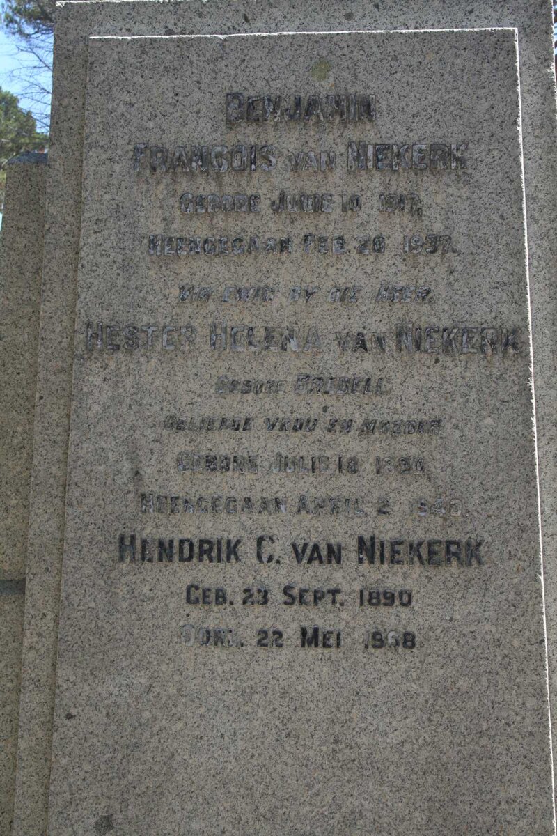 NIEKERK Hendrik C., van 1890-1968 &amp; Hester Helena BREDELL 1890-1940 :: VAN NIEKERK Benjamin Francois 1917-1937