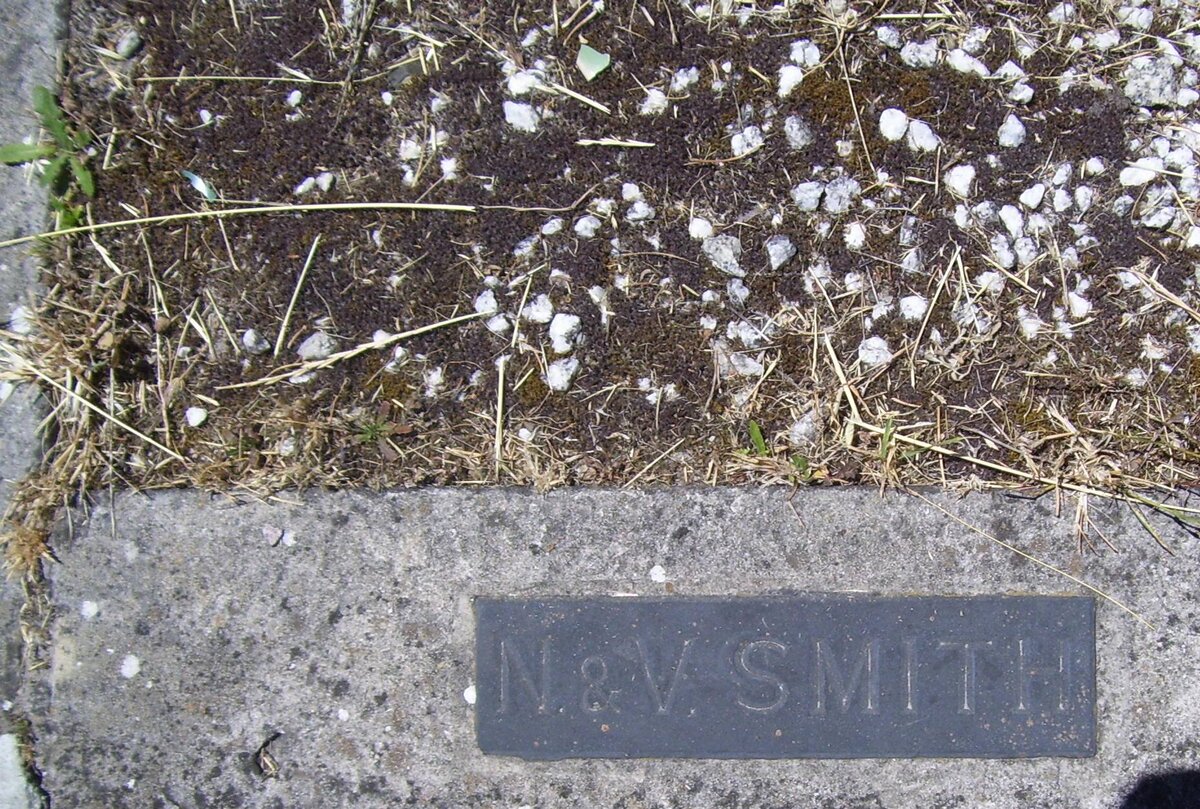 SMITH N. &amp; V.