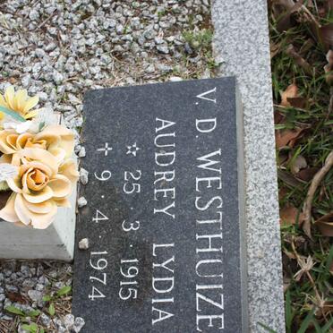 WESTHUIZEN Audrey Lydia,  v.d. 1915-1974