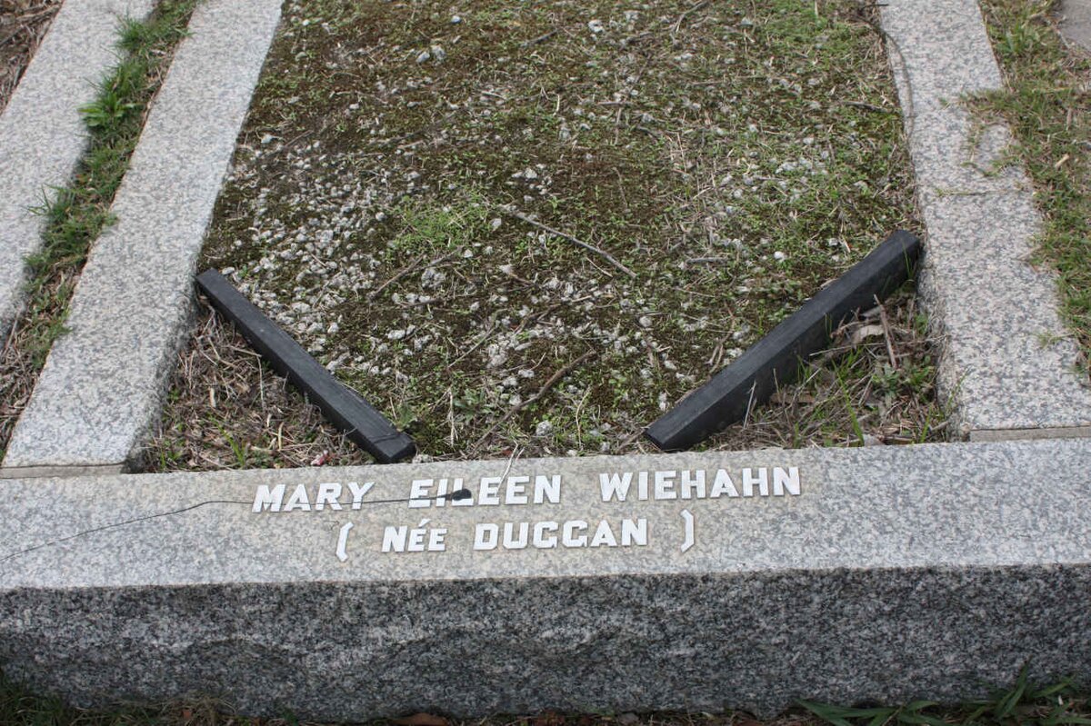 WIEHAHN Mary Eileen nee DUGGAN