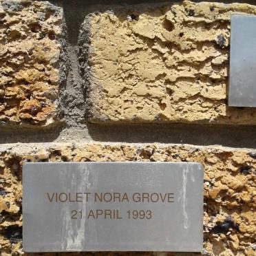 GROVE Violet Nora -1993