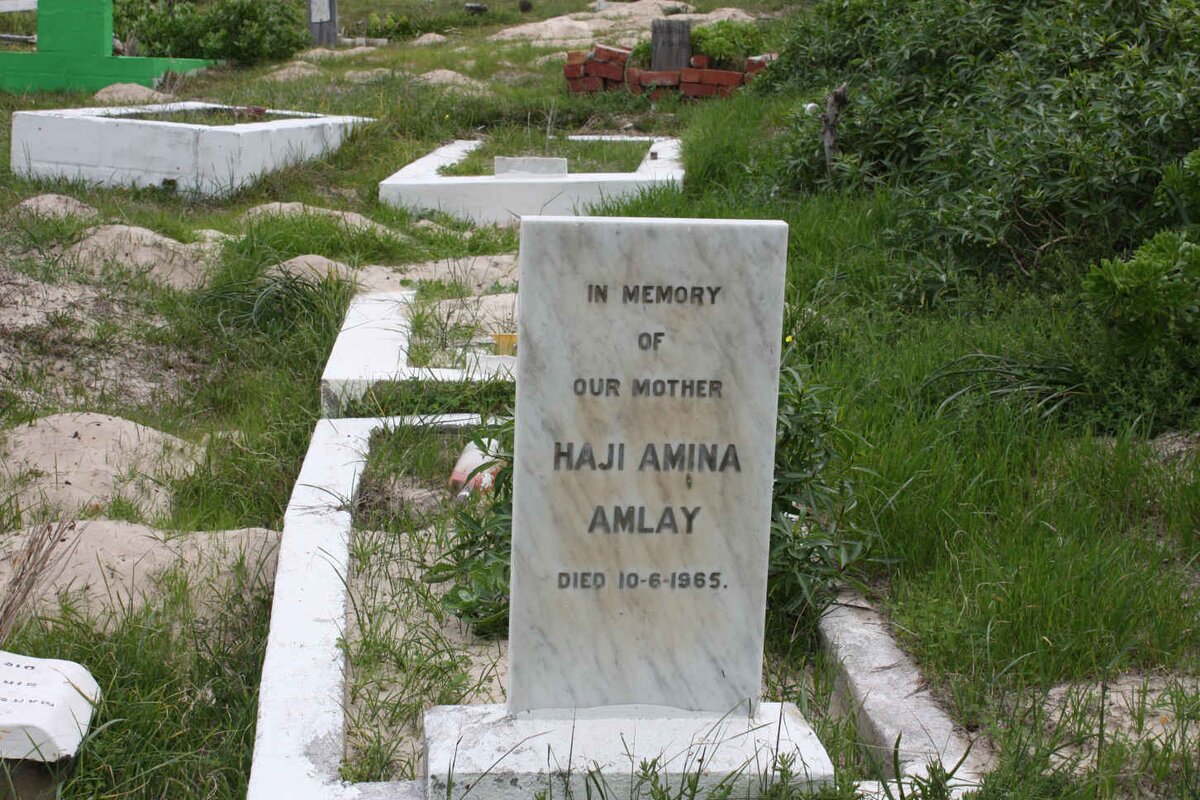 AMLAY Haji Amina -1965