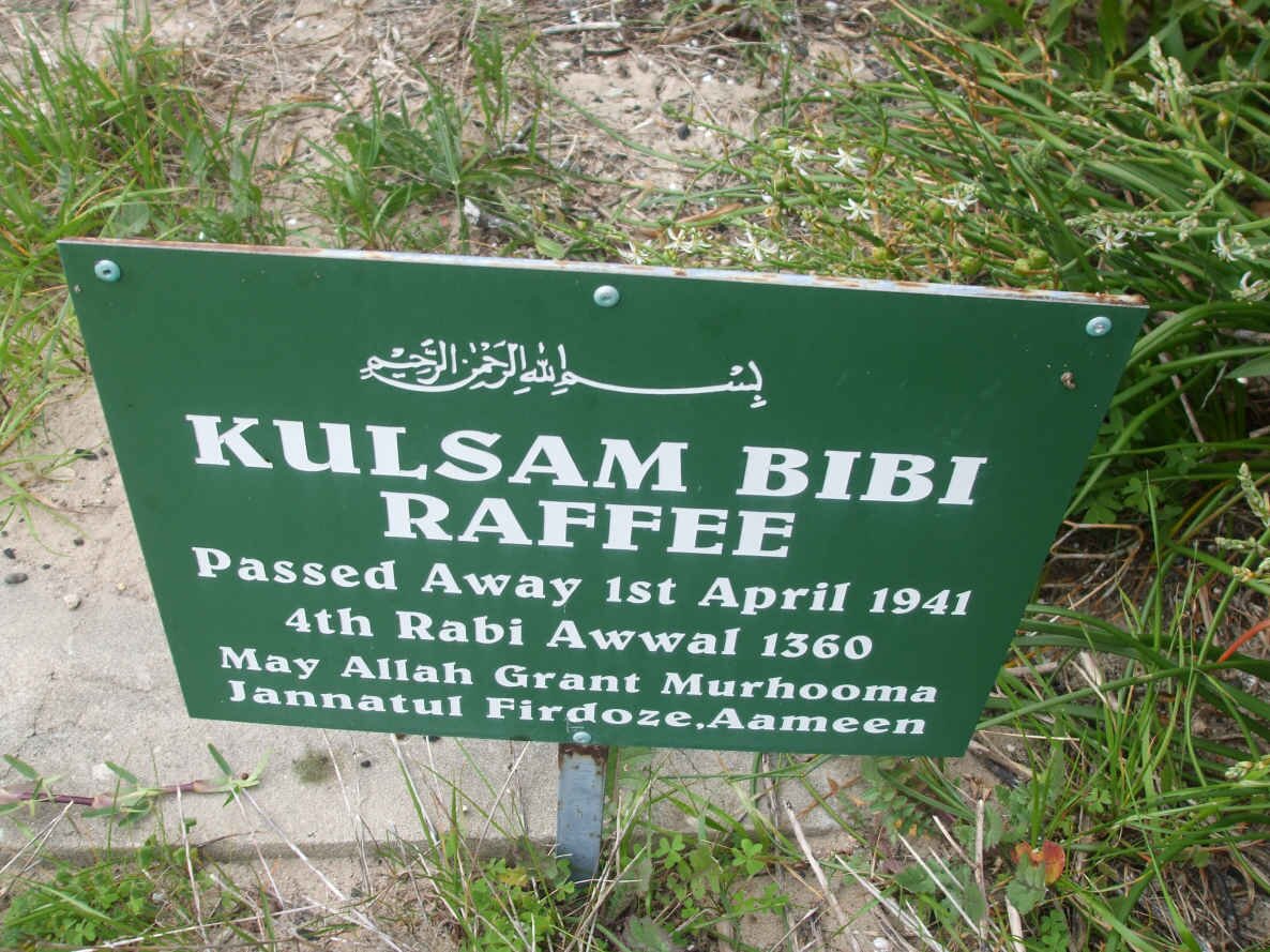 RAFFEE Kulsam Bibi -1941