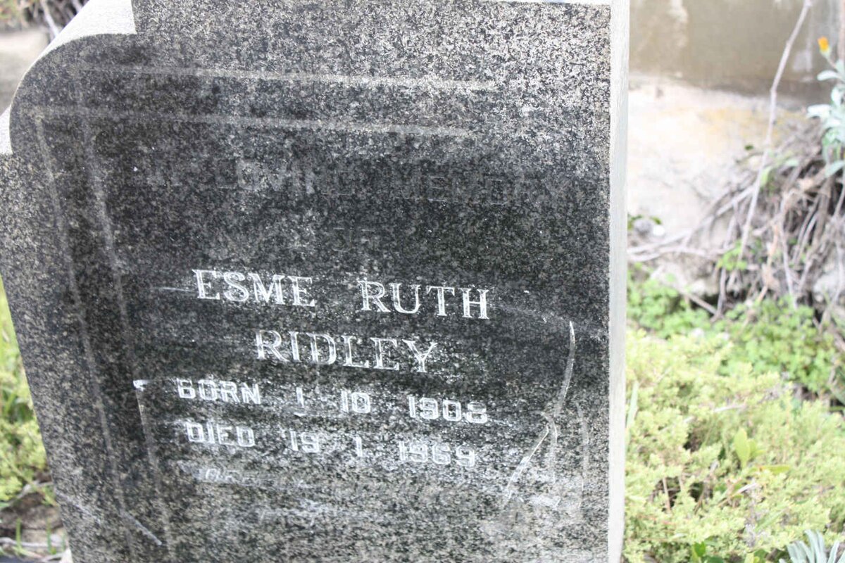 RIDLEY Esme Ruth 1908-1969