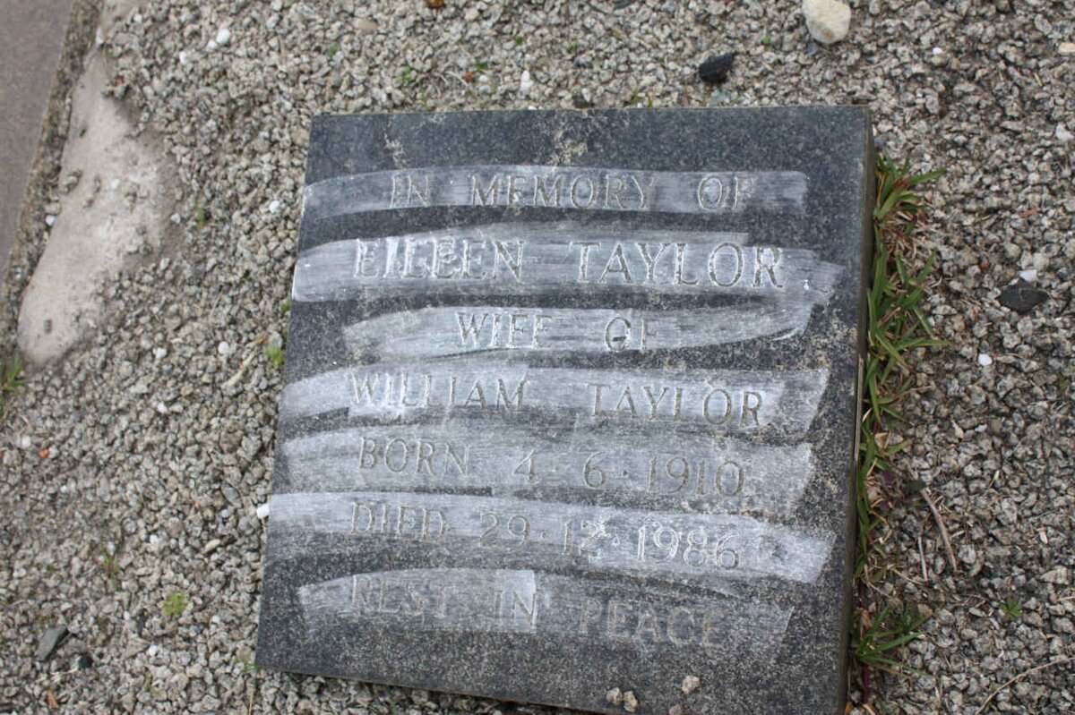 TAYLOR Eileen 1910-1986