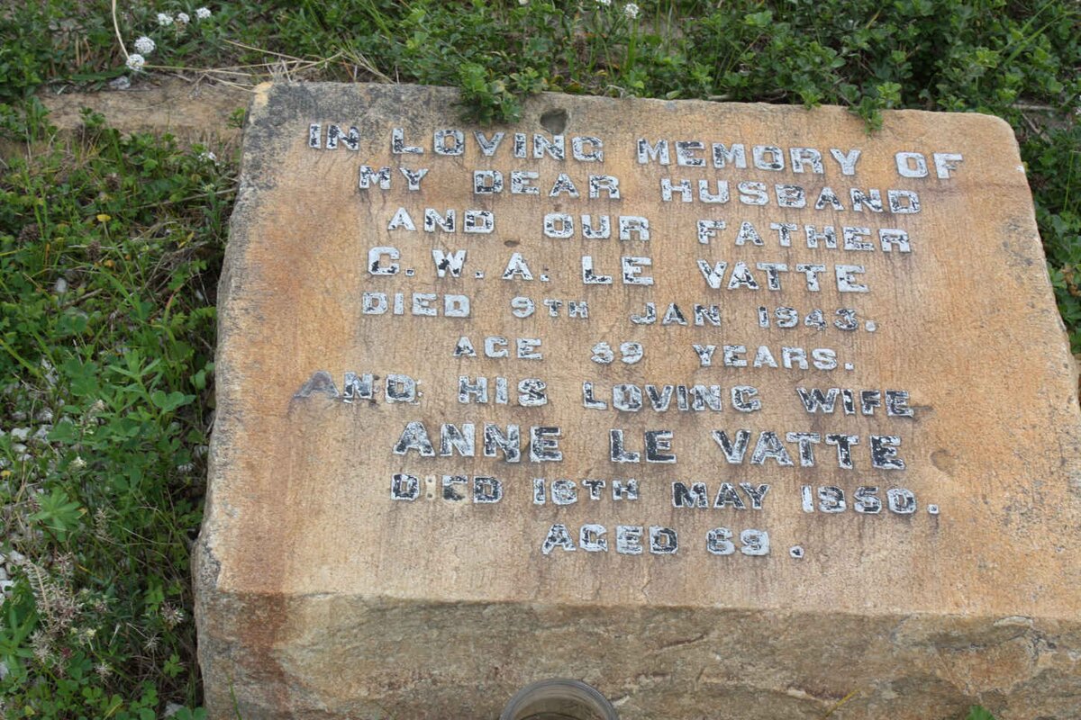 VATTE C.W.A., le -1943 &amp; Anne -1950