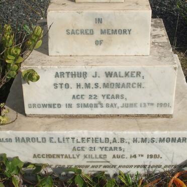 WALKER Arthur J.-1901 :: LITTLEFIELD Harold E. -1901