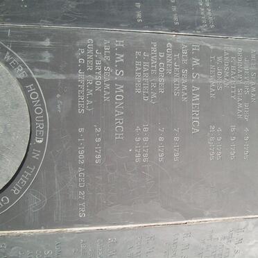 Monument for men buried at sea_02