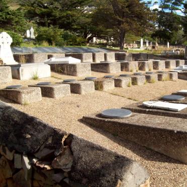02. View of the Simonstown 1813 cemetery, war graves