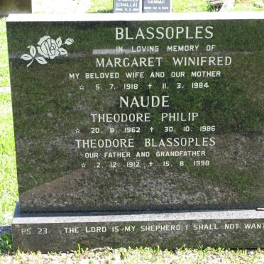 BLASSOPLES Theodore 1912-1998 &amp; Margaret Winifred 1918-1984 :: NAUDE Theodore Philip 1962-1986