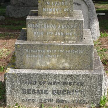 DUCKITT Hildagonda J. -1905 :: DUCKITT Bessie -1929