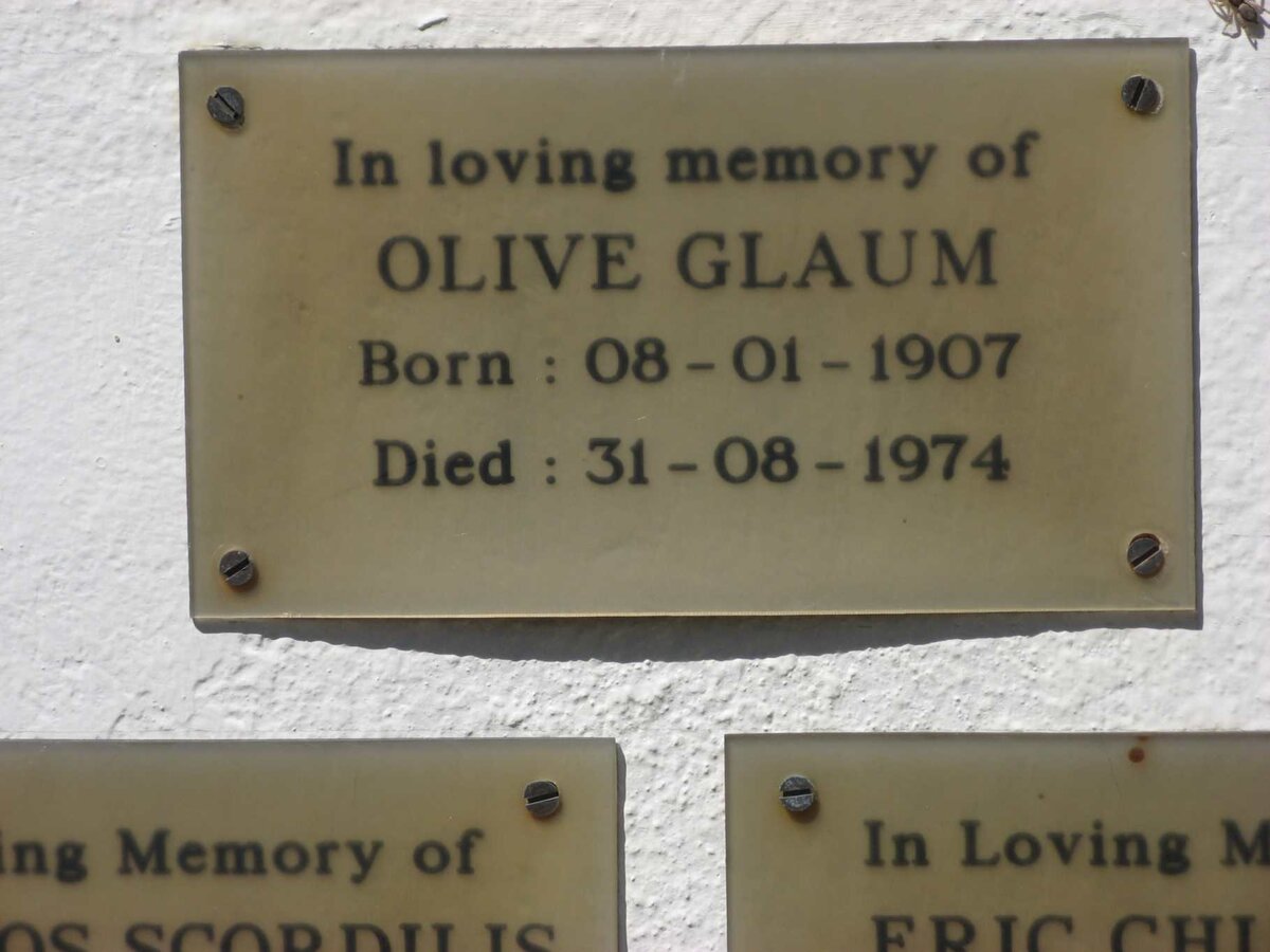 GLAUM Olive 1907-1974
