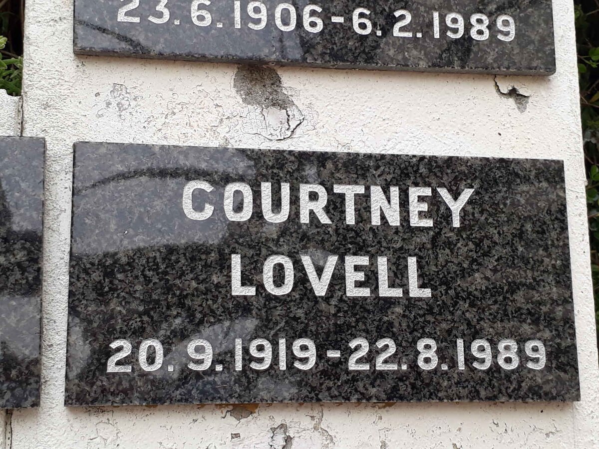 LOVELL Courtney 1919-1989