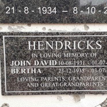 HENDRICKS John David 1931-2011 &amp; Bertha 1935-2019
