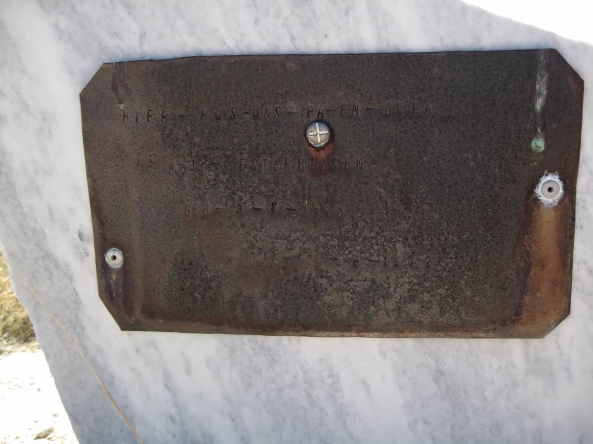 ESTERHUIZEN ? J. ??-??