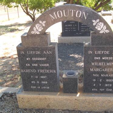 MOUTON Barend Frederik 1887-1969 &amp; Wilhelmina Margaretha MARAIS 1893-1973
