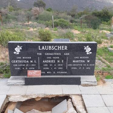 LAUBSCHER Andries N.E. 1906-1982 &amp; Martha W. GEUSTYN 1909-1952 :: LAUBSCHER Gertruida M.E. nee LUCAS 1923-2006