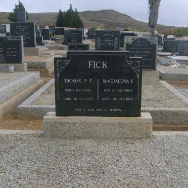 FICK Thomas P.E. 1905-1975 &amp; Magdalena F. 1907-1978