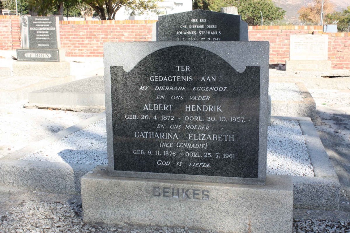BEUKES Albert Hendrik 1872-1957 &amp; Catharina Elizabeth CONRADIE 1876-1961