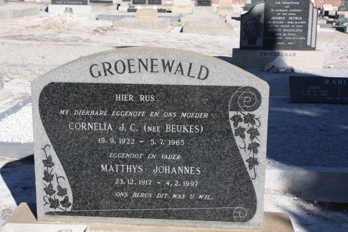 GROENEWALD Matthys Johannes 1917-1997 &amp; Cornelia J.C. BEUKES 1922-1965
