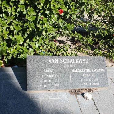 SCHALKWYK Arend Hendrik, van 1914-1995 &amp; Margaretha Zacharia DE VOS 1918-2006