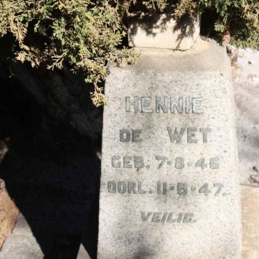 WET Hennie, de 1946-1947 