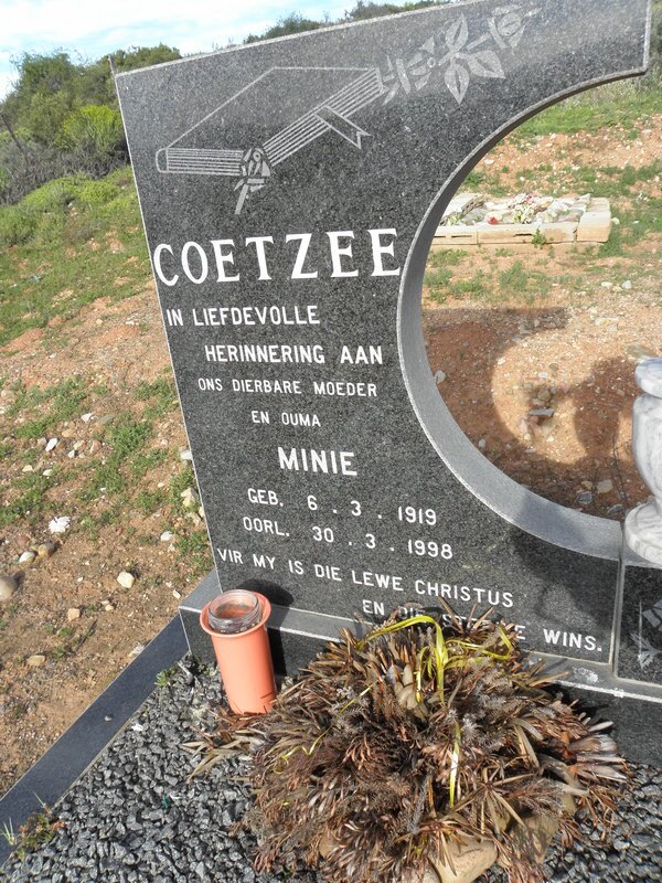 COETZEE Minie 1919-1998