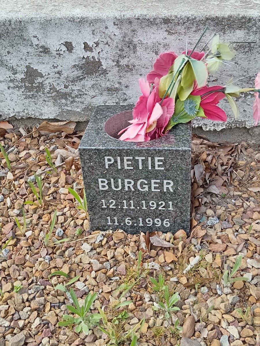 BURGER Pietie 1921-1996