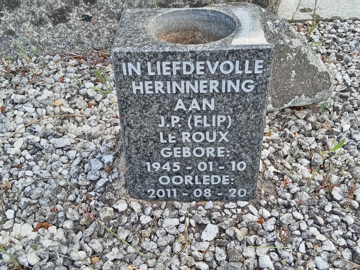 ROUX J.P., le 1945-2011