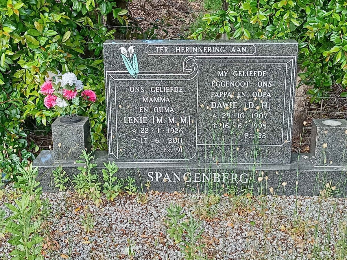 SPANGENBERG D.H. 1907-1995 &amp; M.M.M. 1926-2011