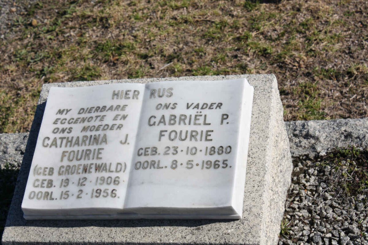 FOURIE Gabriel P. 1880-1965 &amp; Catharina J. nee GROENEWALD 1906-1956