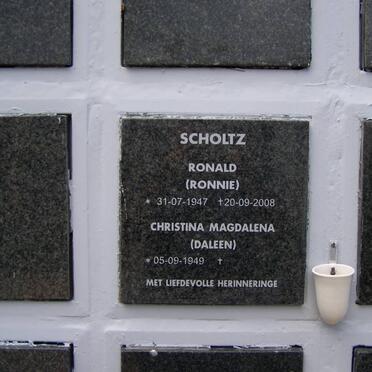 SCHOLTZ Ronald 1947-2008 &amp; Christina Magdalena 1949-