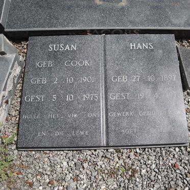 JACOBS Hans 1897-197? & Susan nee COOK 1901-1975
