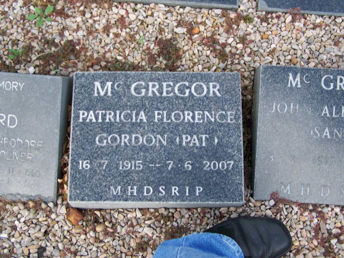 McGREGOR Patricia Florence Gordon 1915-2007